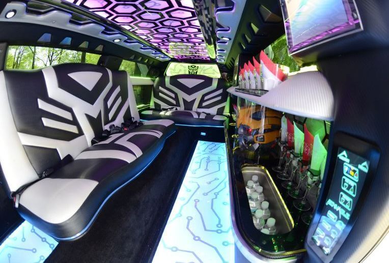 Hummer Limo Rental Amenities