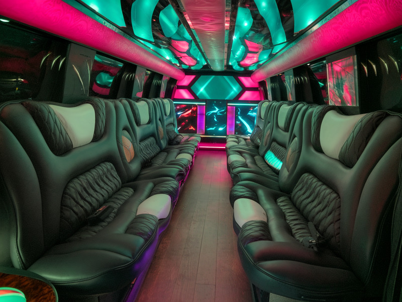 Pinnacle Infiniti Limo Interior