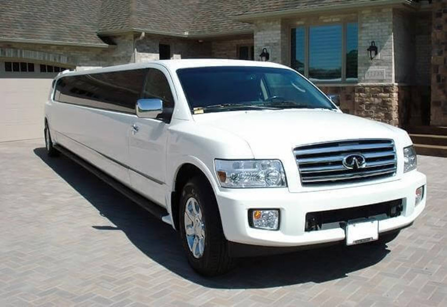 Price4limo Whtie Infiniti Limo Rental